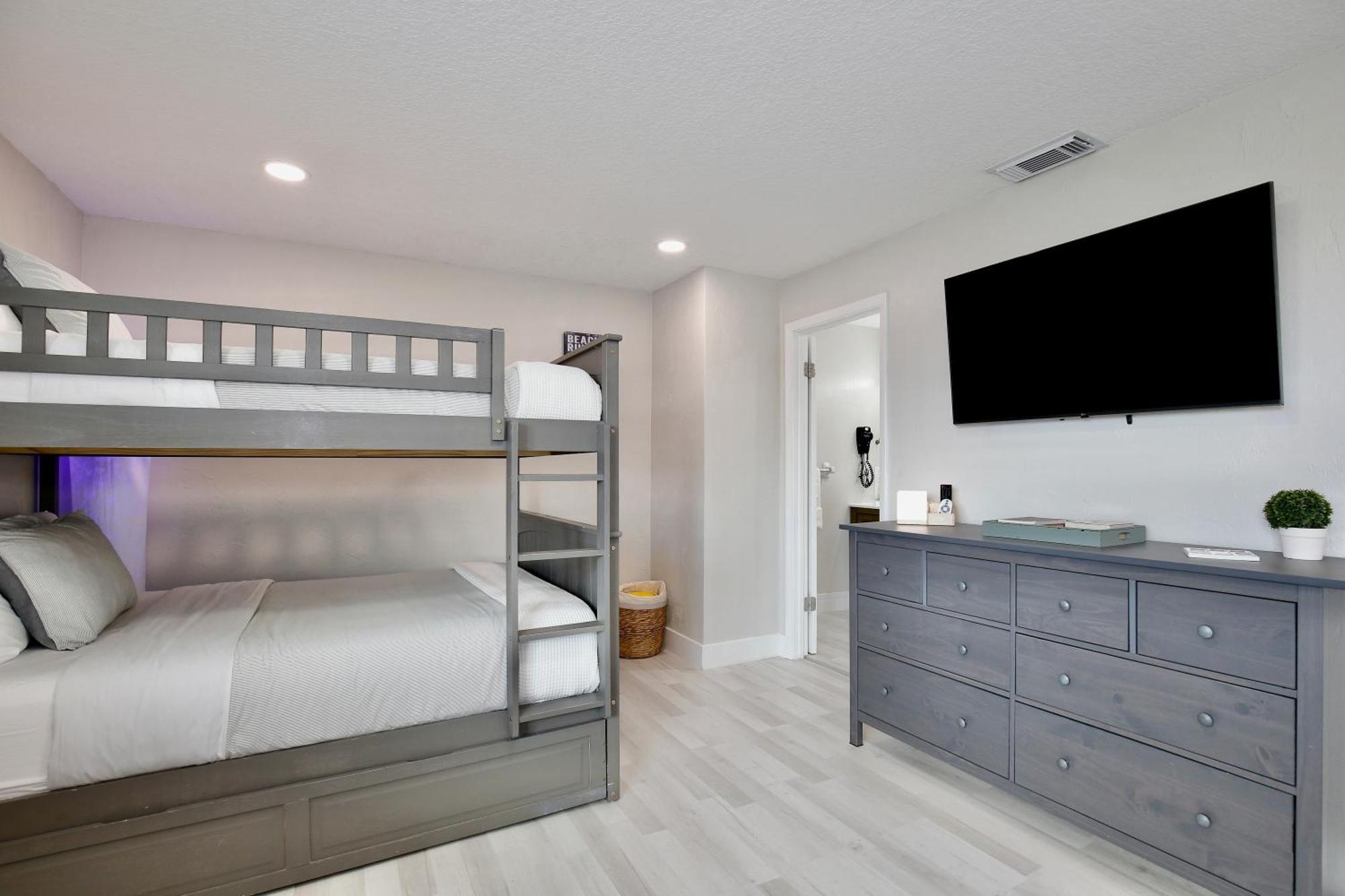 Zen Beach Retreat - Ocean View Townhouse -No Drive Beach New Smyrna Beach Εξωτερικό φωτογραφία